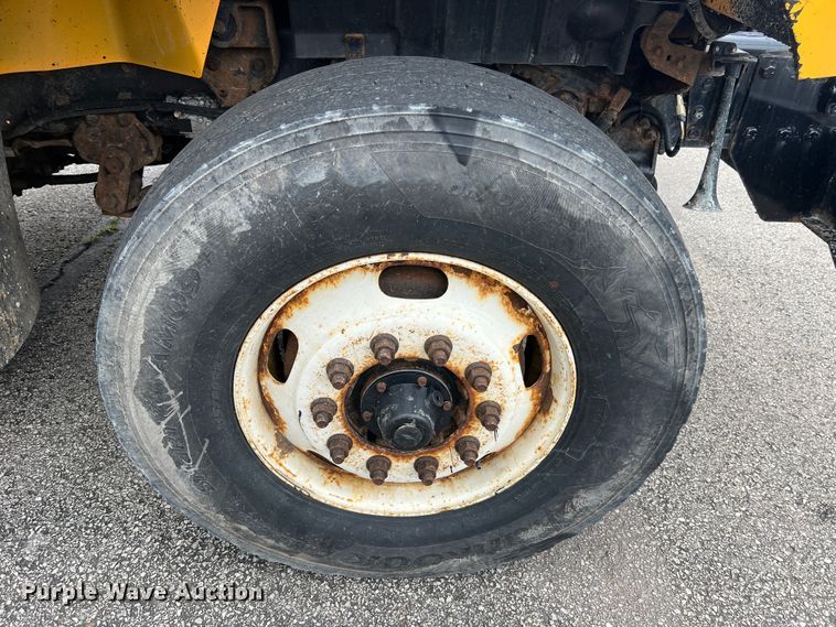 image for item DL4279 2009 International WorkStar 7400  dump truck