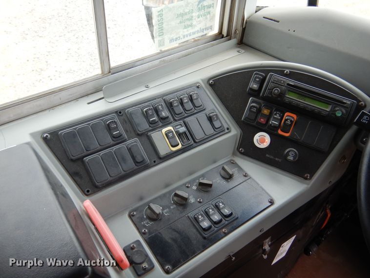 image for item DN0297 2006 Blue Bird Vision  school bus