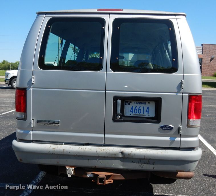 image for item DN1557 2000 Ford E350 XL Super Duty  van