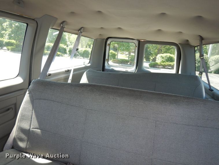 image for item DN1557 2000 Ford E350 XL Super Duty  van