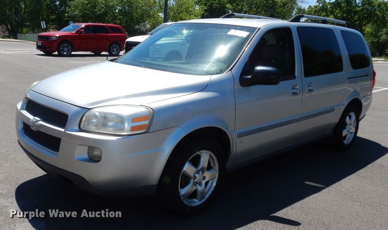 image for item DN1558 2008 Chevrolet Uplander LT  van