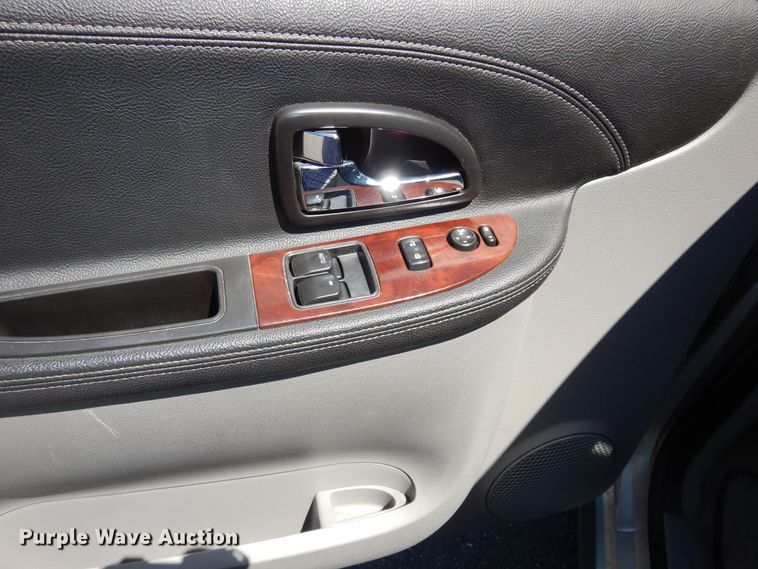 image for item DN1558 2008 Chevrolet Uplander LT  van