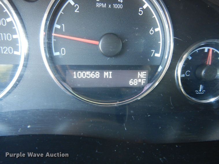 image for item DN1558 2008 Chevrolet Uplander LT  van