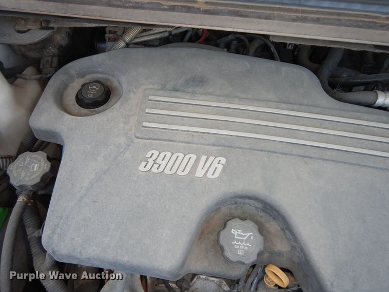image for item DN1558 2008 Chevrolet Uplander LT  van