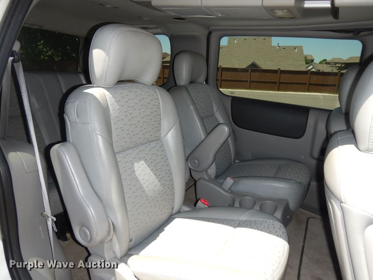 image for item DN1558 2008 Chevrolet Uplander LT  van