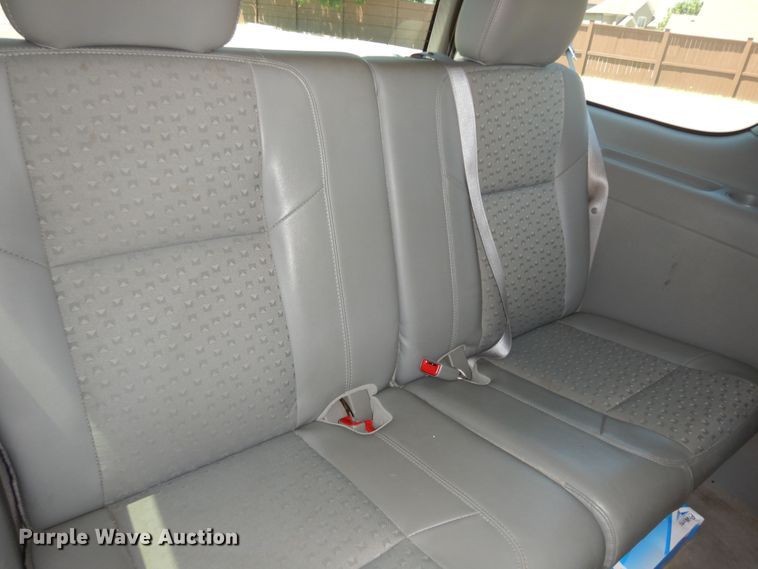 image for item DN1558 2008 Chevrolet Uplander LT  van