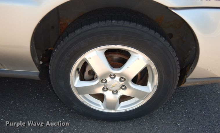 image for item DN1558 2008 Chevrolet Uplander LT  van