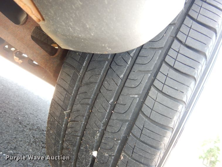 image for item DN1558 2008 Chevrolet Uplander LT  van