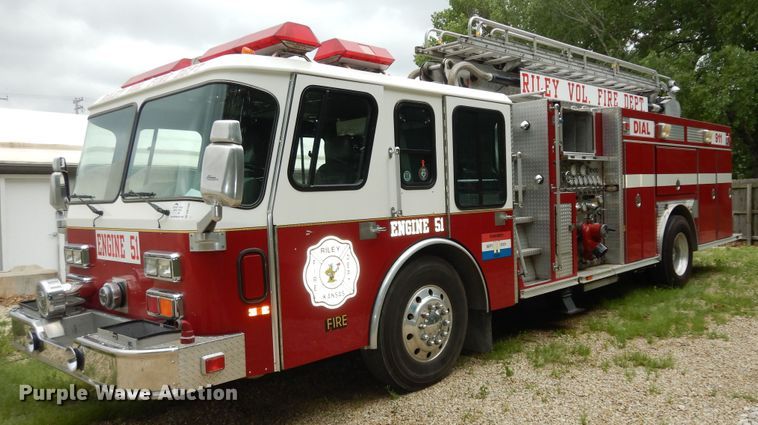 image for item DN1560 1989 Federal Eone  ladder fire truck
