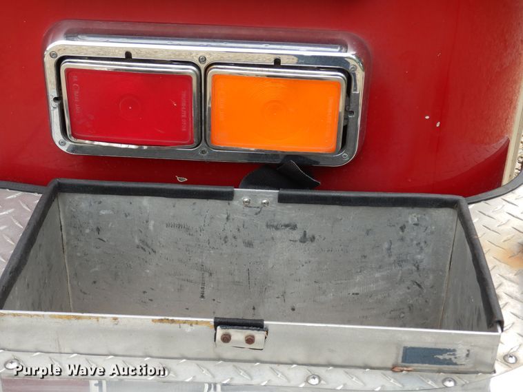 image for item DN1560 1989 Federal Eone  ladder fire truck