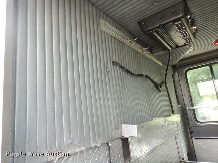 image for item DN1560 1989 Federal Eone  ladder fire truck