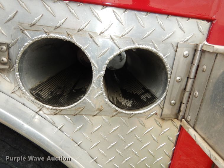 image for item DN1560 1989 Federal Eone  ladder fire truck