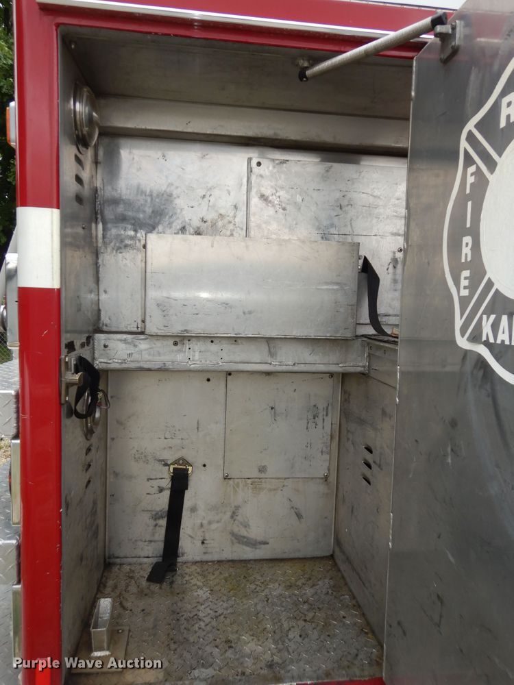 image for item DN1560 1989 Federal Eone  ladder fire truck