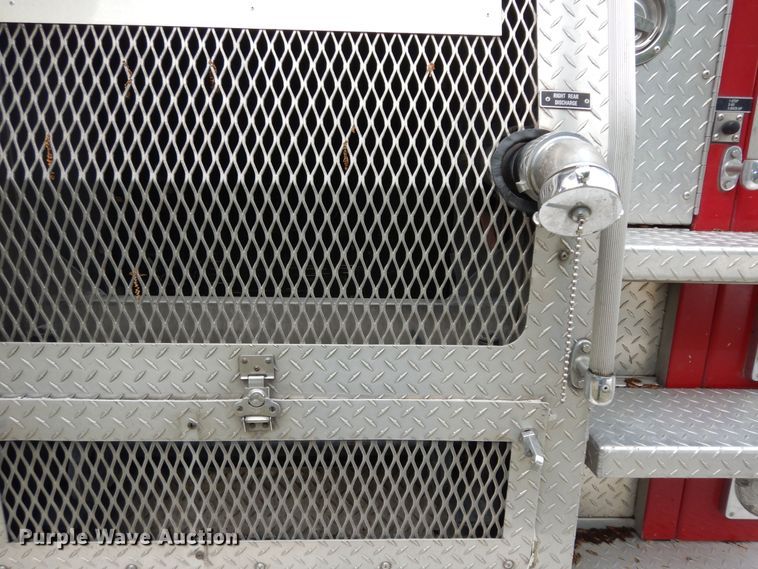 image for item DN1560 1989 Federal Eone  ladder fire truck