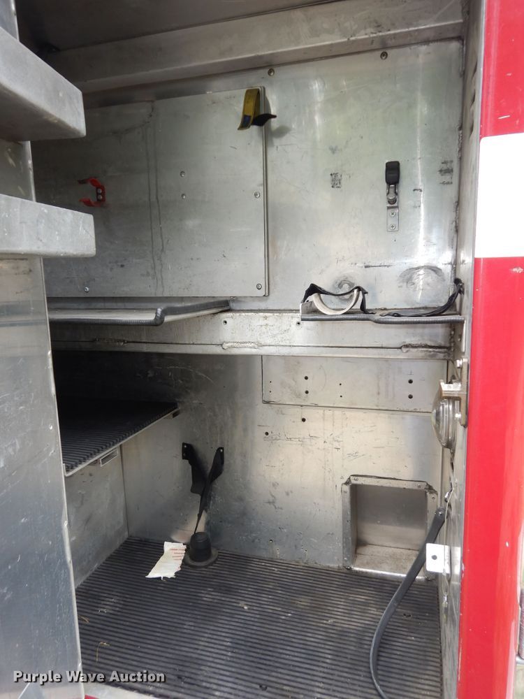 image for item DN1560 1989 Federal Eone  ladder fire truck