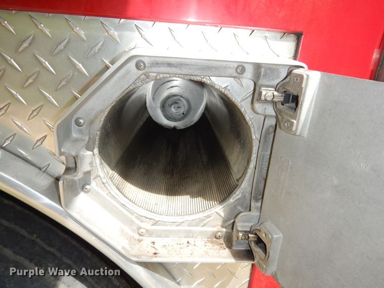 image for item DN1560 1989 Federal Eone  ladder fire truck