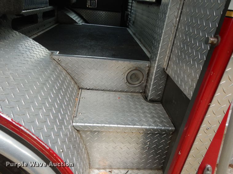 image for item DN1560 1989 Federal Eone  ladder fire truck