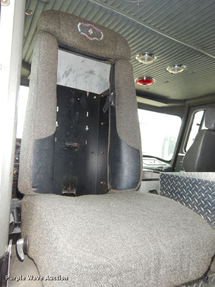 image for item DN1560 1989 Federal Eone  ladder fire truck