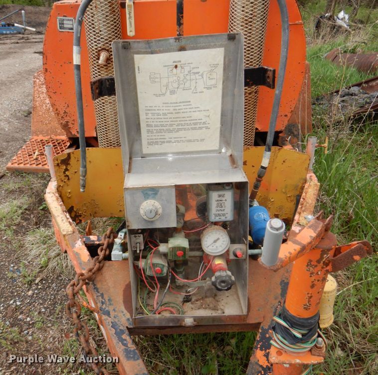 image for item DN7382 Aeroil RAH-200-8  melter applicator