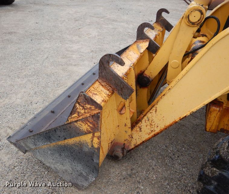 image for item DN7443 2001 John Deere 310SG  backhoe