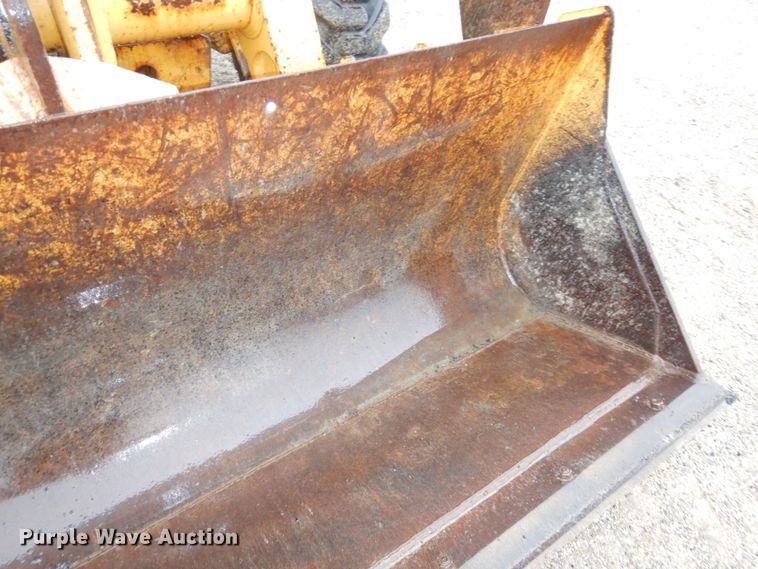 image for item DN7443 2001 John Deere 310SG  backhoe