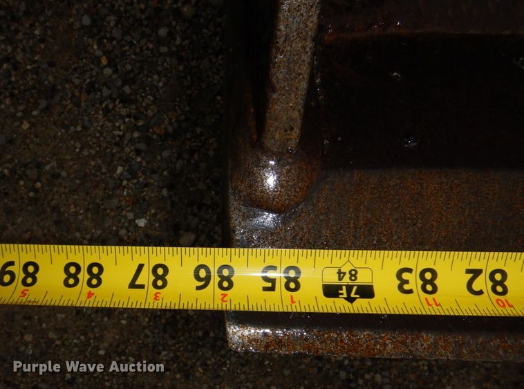 image for item DN7443 2001 John Deere 310SG  backhoe