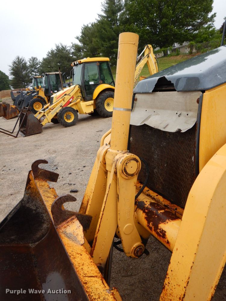 image for item DN7443 2001 John Deere 310SG  backhoe