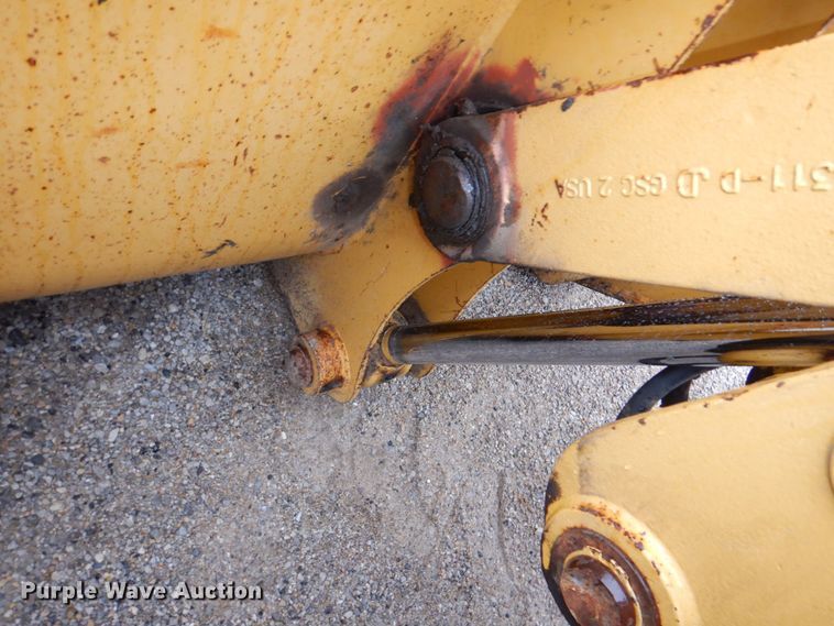 image for item DN7443 2001 John Deere 310SG  backhoe