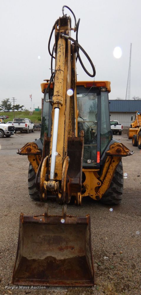 image for item DN7443 2001 John Deere 310SG  backhoe