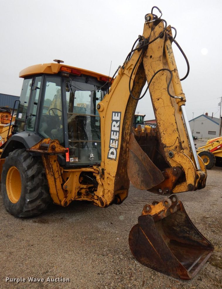 image for item DN7443 2001 John Deere 310SG  backhoe
