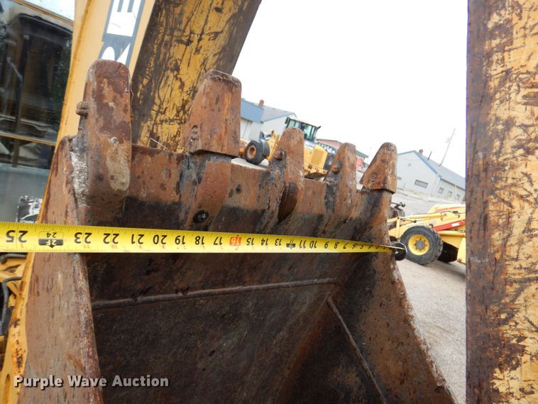 image for item DN7443 2001 John Deere 310SG  backhoe