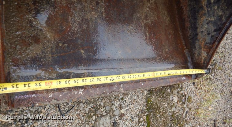 image for item DN7443 2001 John Deere 310SG  backhoe