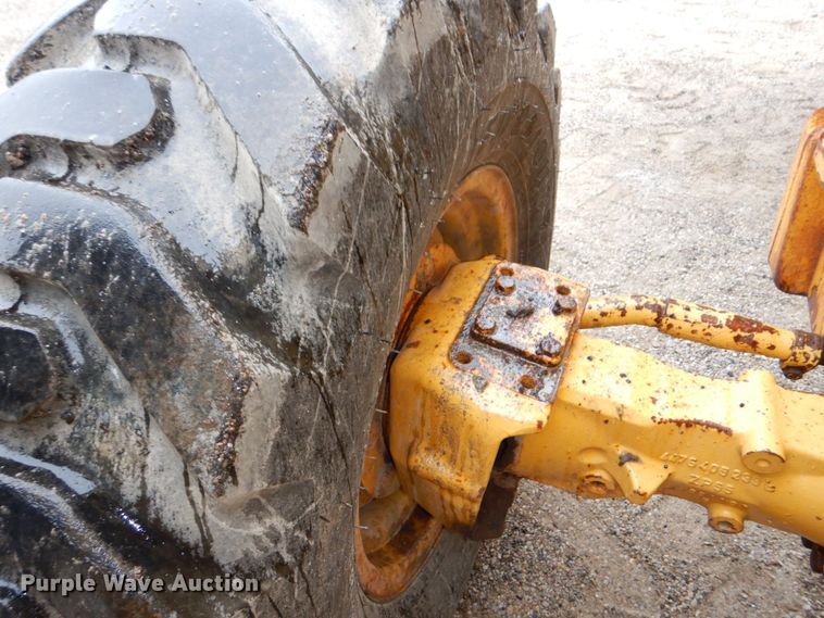 image for item DN7443 2001 John Deere 310SG  backhoe