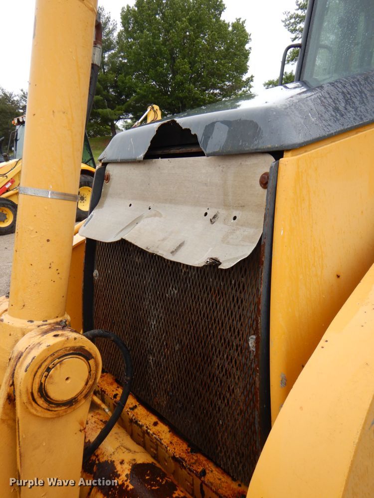 image for item DN7443 2001 John Deere 310SG  backhoe