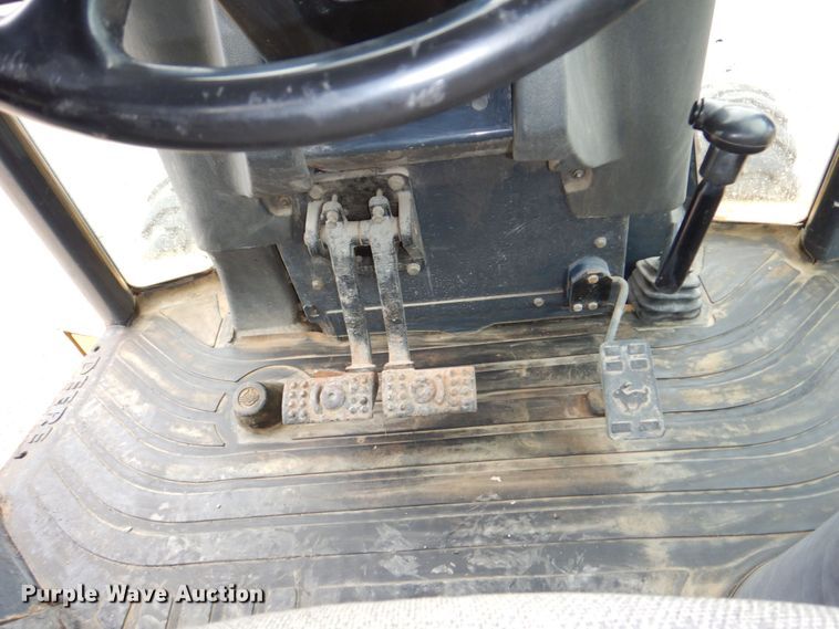 image for item DN7443 2001 John Deere 310SG  backhoe