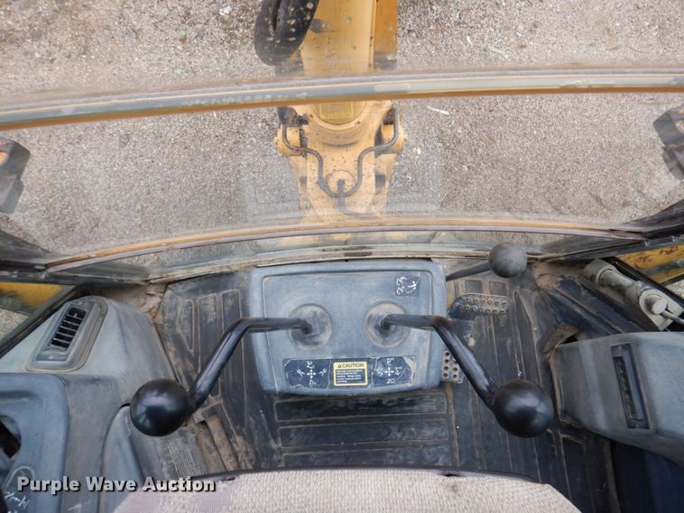 image for item DN7443 2001 John Deere 310SG  backhoe