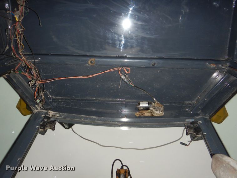 image for item DN7443 2001 John Deere 310SG  backhoe