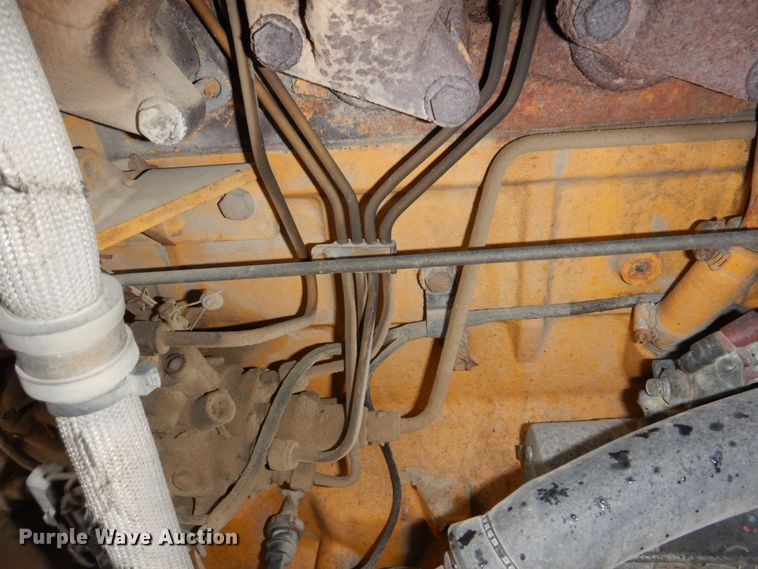 image for item DN7443 2001 John Deere 310SG  backhoe