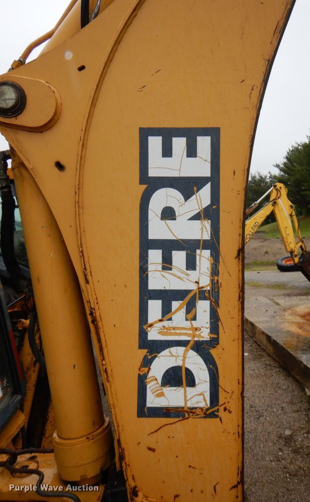 image for item DN7443 2001 John Deere 310SG  backhoe