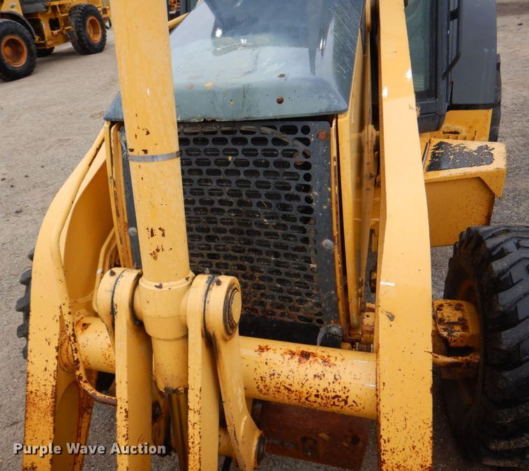 image for item DN7444 2003 John Deere 410G  backhoe