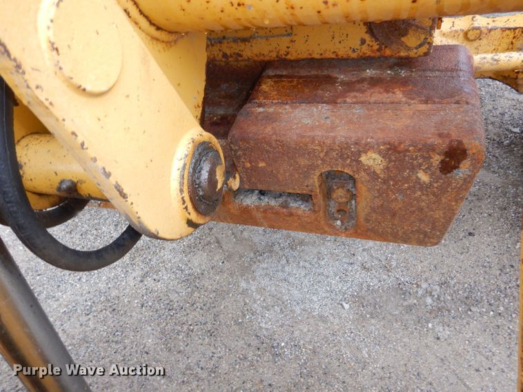 image for item DN7444 2003 John Deere 410G  backhoe