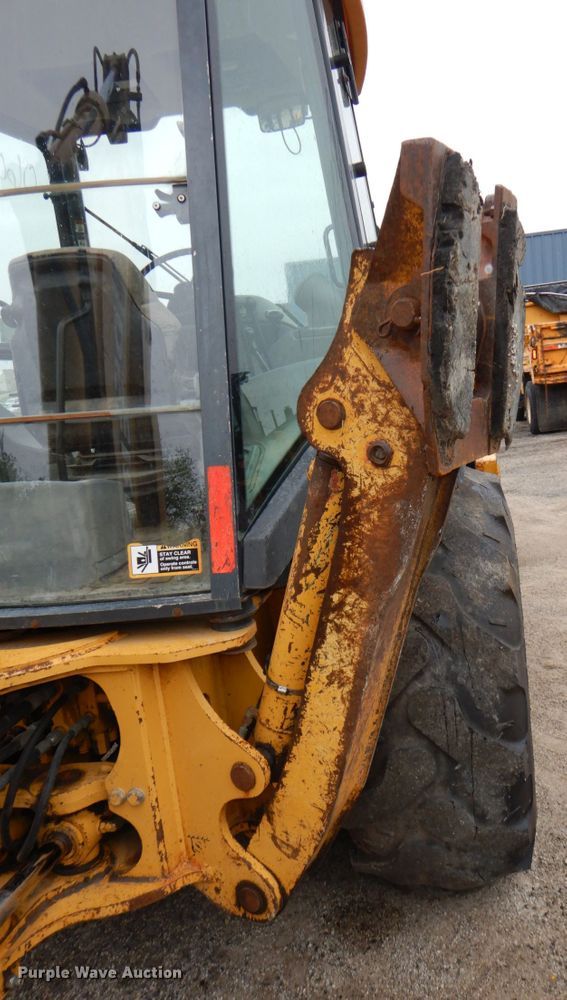 image for item DN7444 2003 John Deere 410G  backhoe