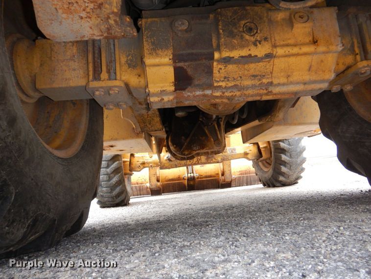 image for item DN7444 2003 John Deere 410G  backhoe