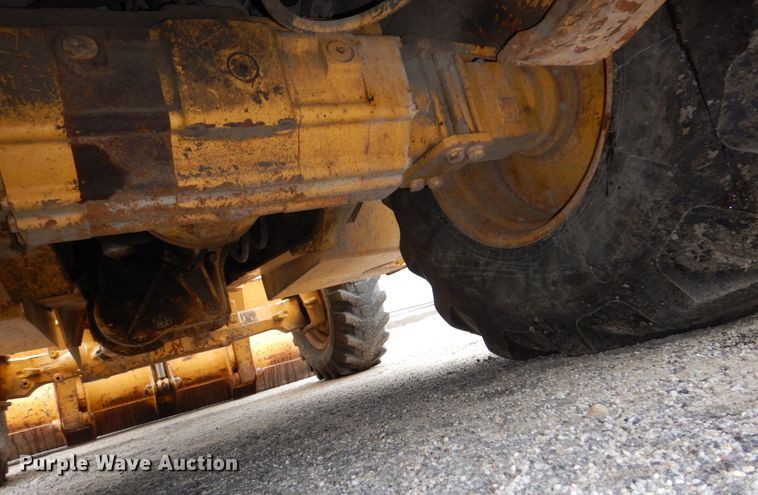 image for item DN7444 2003 John Deere 410G  backhoe