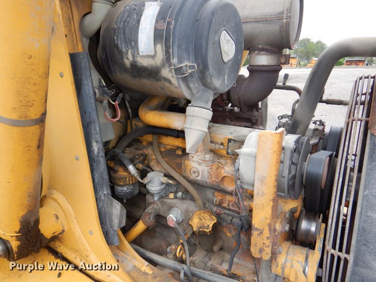 image for item DN7444 2003 John Deere 410G  backhoe