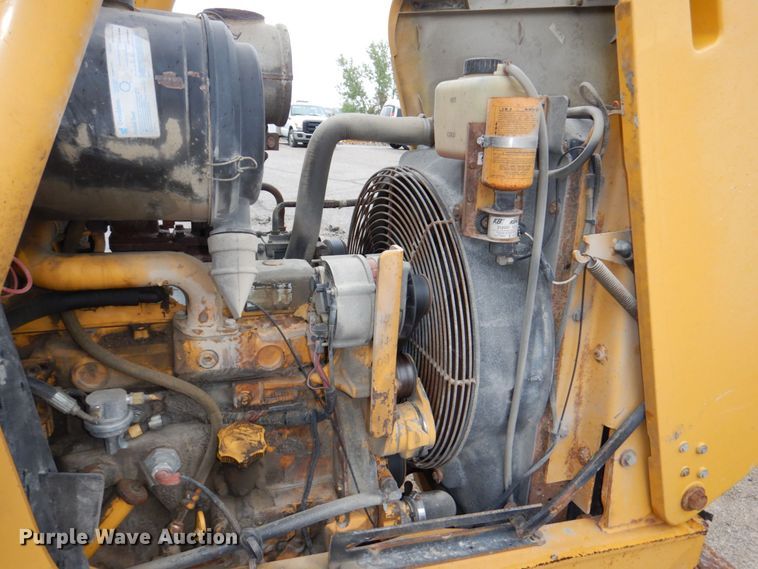 image for item DN7444 2003 John Deere 410G  backhoe