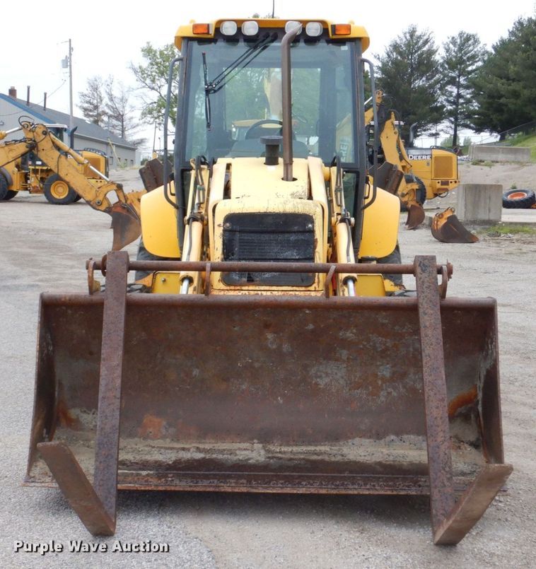 image for item DN7445 2005 New Holland LB90B  backhoe