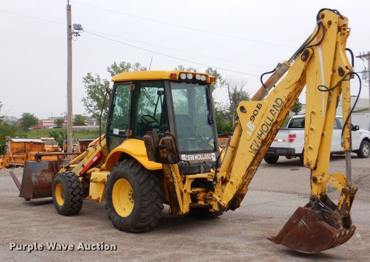 image for item DN7445 2005 New Holland LB90B  backhoe
