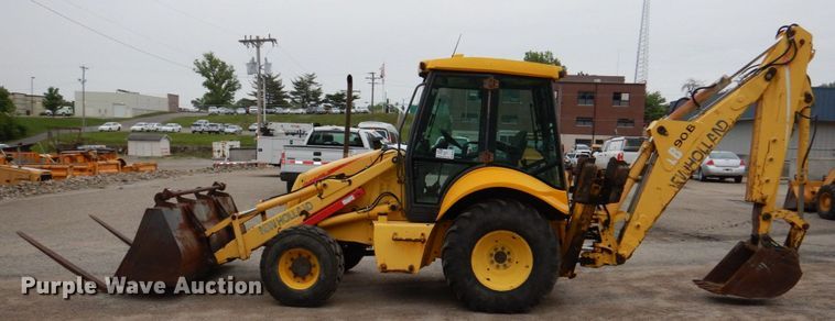 image for item DN7445 2005 New Holland LB90B  backhoe