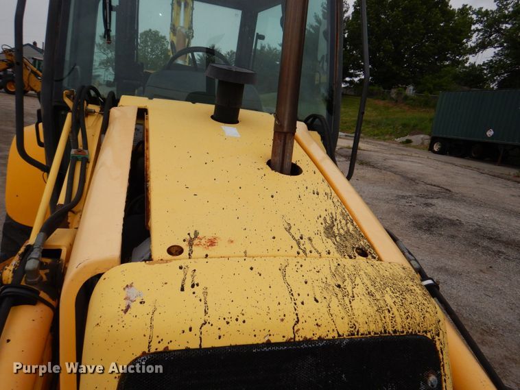 image for item DN7445 2005 New Holland LB90B  backhoe